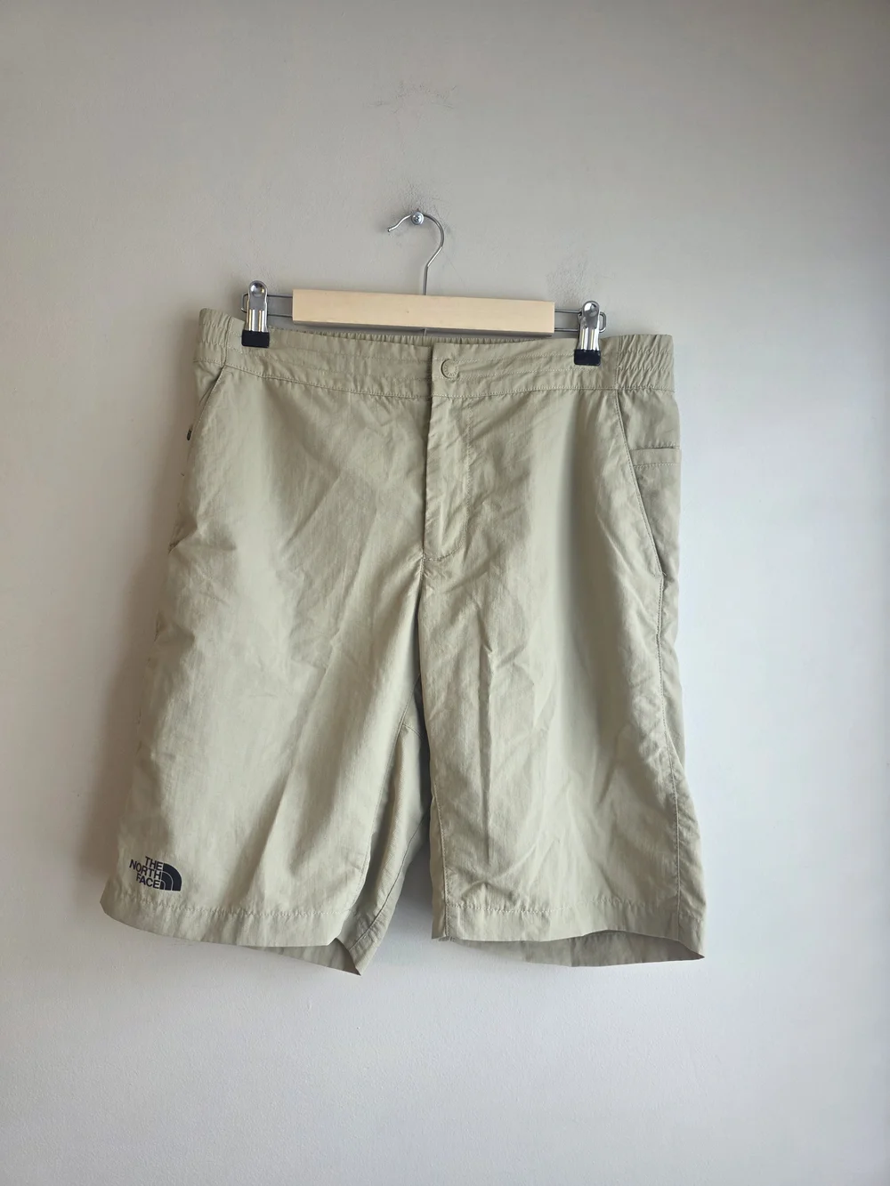The North Face Men's Khaki Nylon Hiking Shorts Size Medium